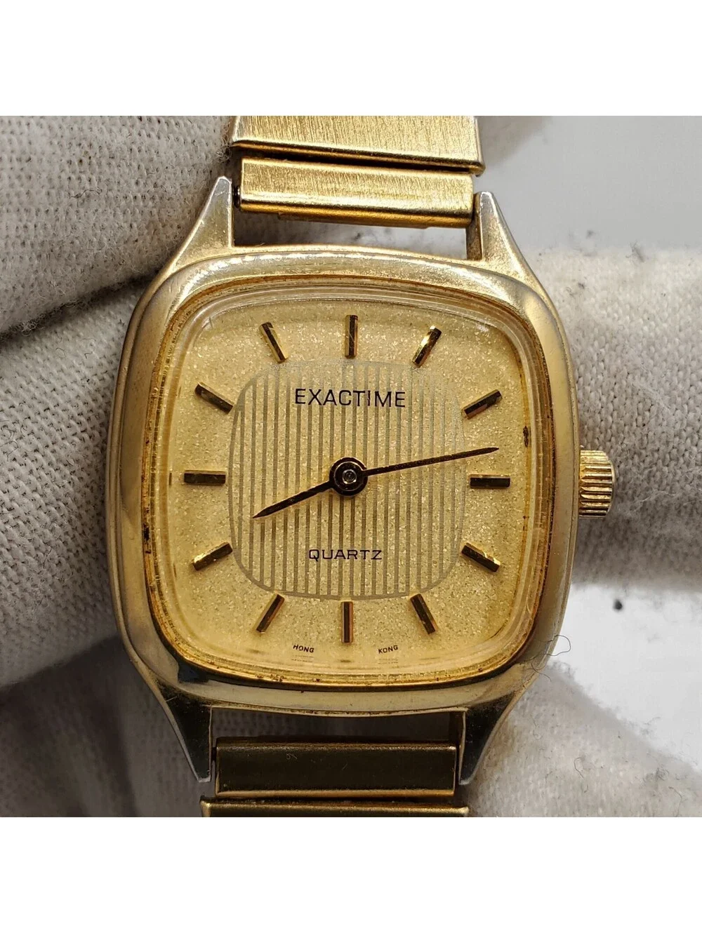 Exactime Quartz Watch Women 24mm Stretch Band Gold Tone New Battery